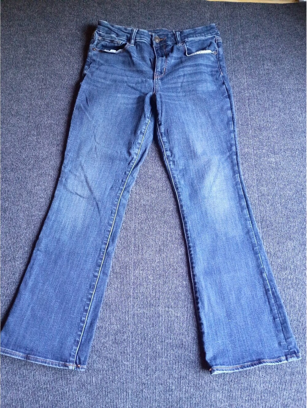 American Eagle Flare Ready Level Stretch Blue Denim Jeans Size 8 Short